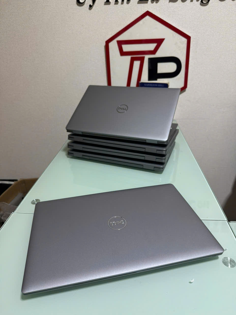 Dell Precision 3571 / i5-12600H (up to 4.50Ghz | 12 nhân 16 luồng Dell Precision 3571 / i5-12600H (up to 4.50Ghz | 12 nhân 16 luồng